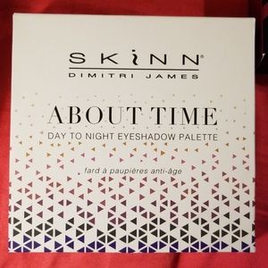NWT Skinn Dimitri James eyeshadow pallet